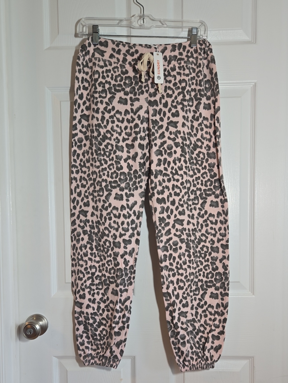 Sundry Pink and Black Leopard Print Jogger Pants Sundry Size 1 (Small) New